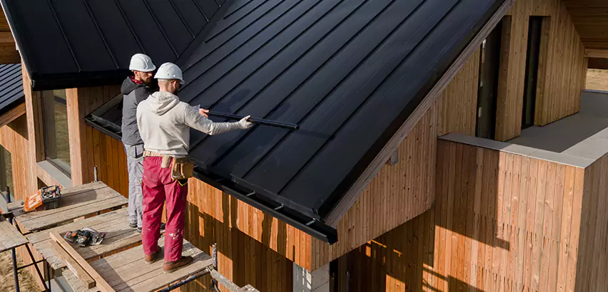 Metal Roof Maintenance in Park Ridge