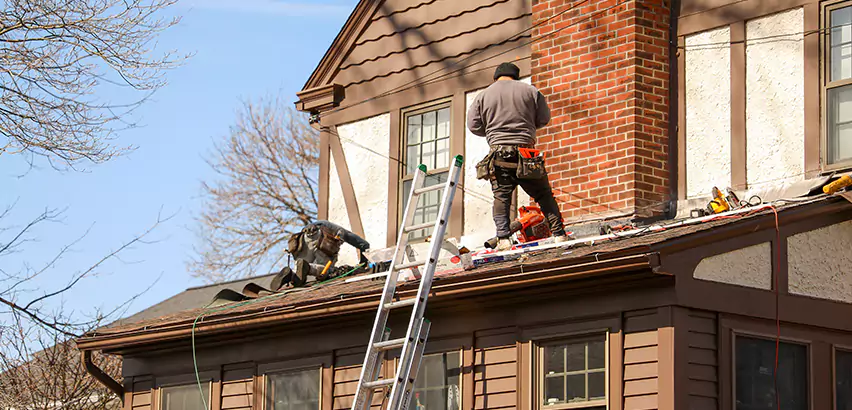 Roof Siding Trim Repair in Park Ridge