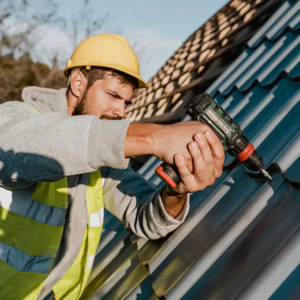 Why Park Ridge Property Owners Choose Park Ridge Roofing Pro for Metal Roof Replacement?